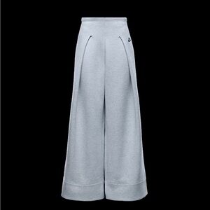 NWT! Nike Tech Fleece Windrunner sweats. RUST COLORED (pics are just for model)